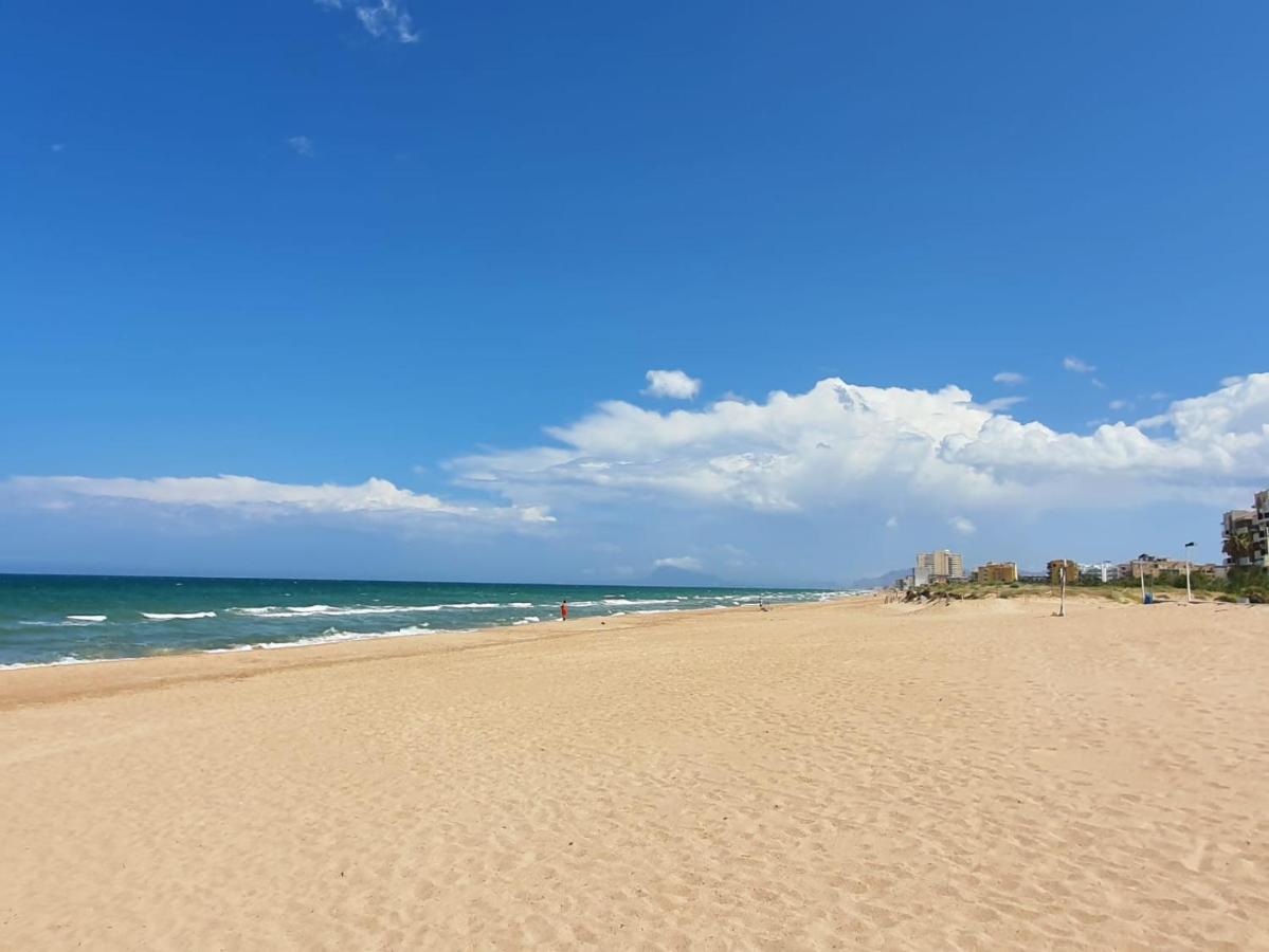 Apartamento Con Gran Terraza, Piscina Y Con Vistas Al Mar, A Solo 50 M De La Playa Daimús Extérieur photo
